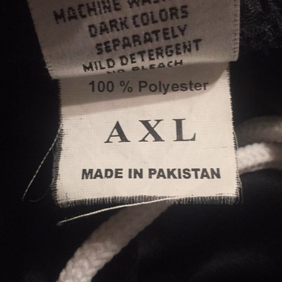 Krown brand shorts - Picture 4 of 4